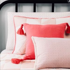 Hearth and hand pink lumbar pillow